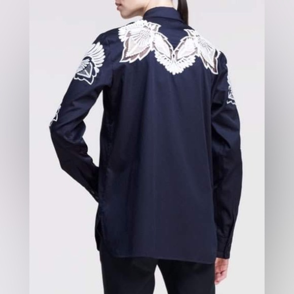Stella McCartney
Feather-Flower-Embroidered Poplin Shirt size small - Picture 10 of 10